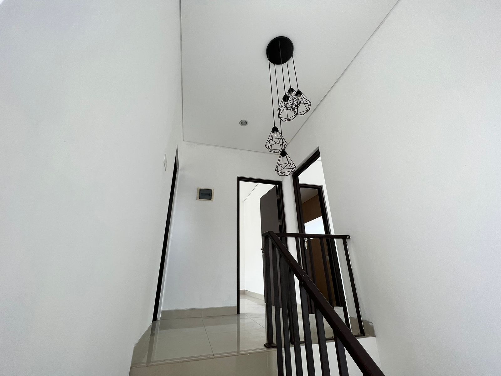 Rumah Dijual di Cluster Cosmo Lippo Cikarang